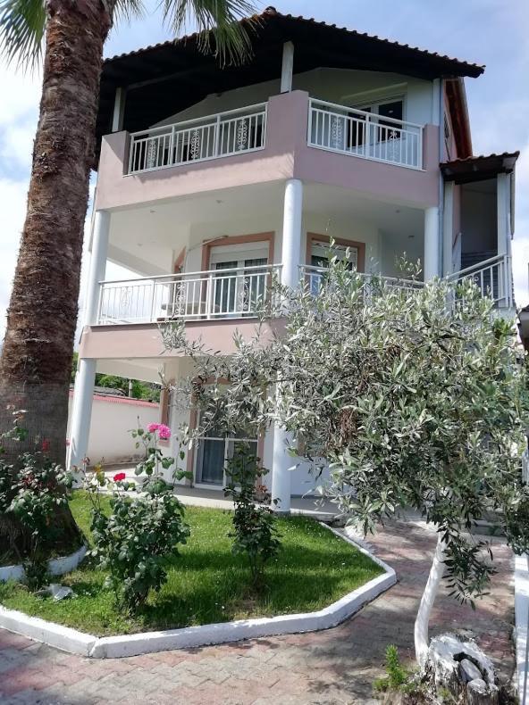 Villa Fotis View Paralía Skotínis 外观 照片